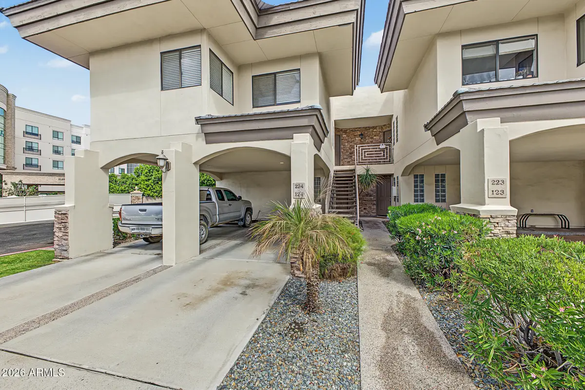 3235 E Camelback Road #124, Phoenix, AZ 85018 - #1