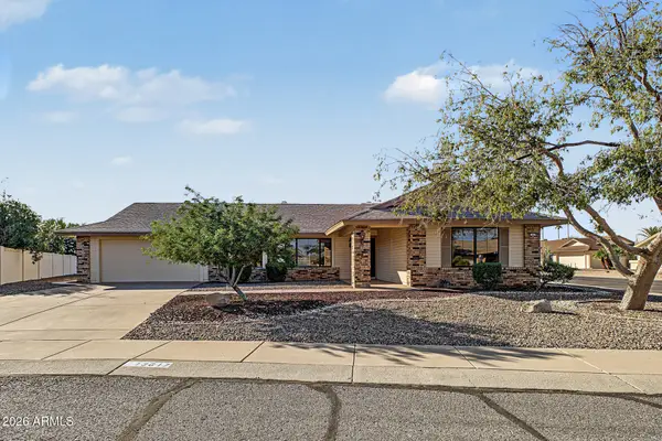 13617 W Gemstone Drive W, Sun City West, AZ 85375