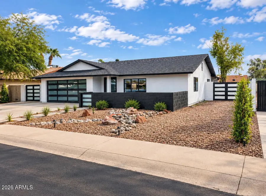 8721 E Amelia Avenue, Scottsdale, AZ 85251 - #2