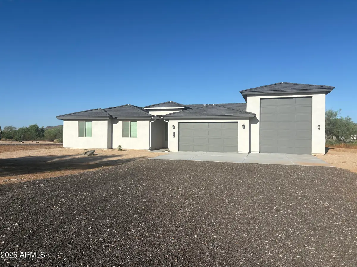 812 E Irvine Road, Phoenix, AZ 85086 - #1