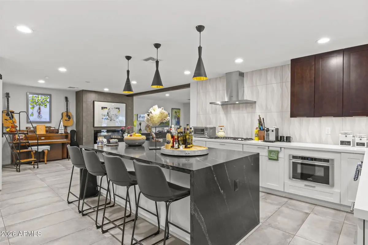 2241 E Nicolet Avenue, Phoenix, AZ 85020 - #1