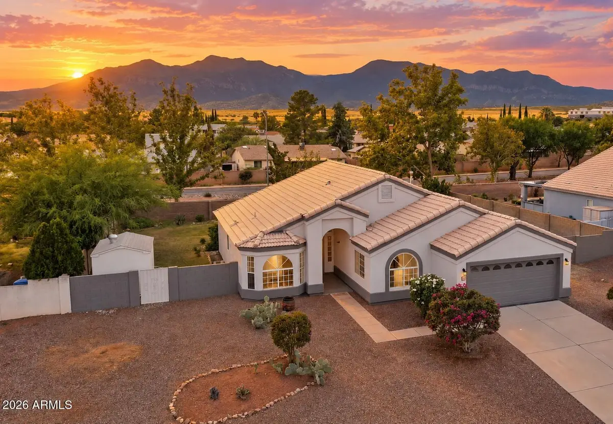 1382 Overlook Drive, Sierra Vista, AZ 85635 - #1