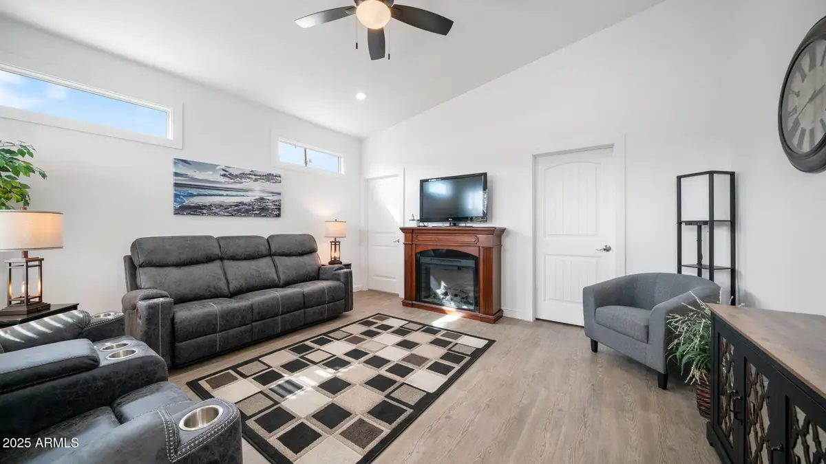 724 Emerald Drive, Apache Junction, AZ 85119 - #1