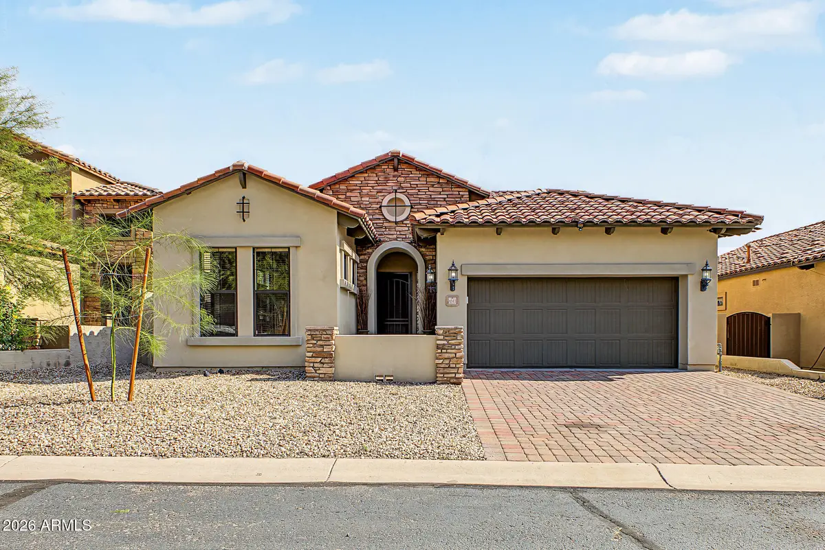 6843 E Pearl Street, Mesa, AZ 85207 - #1