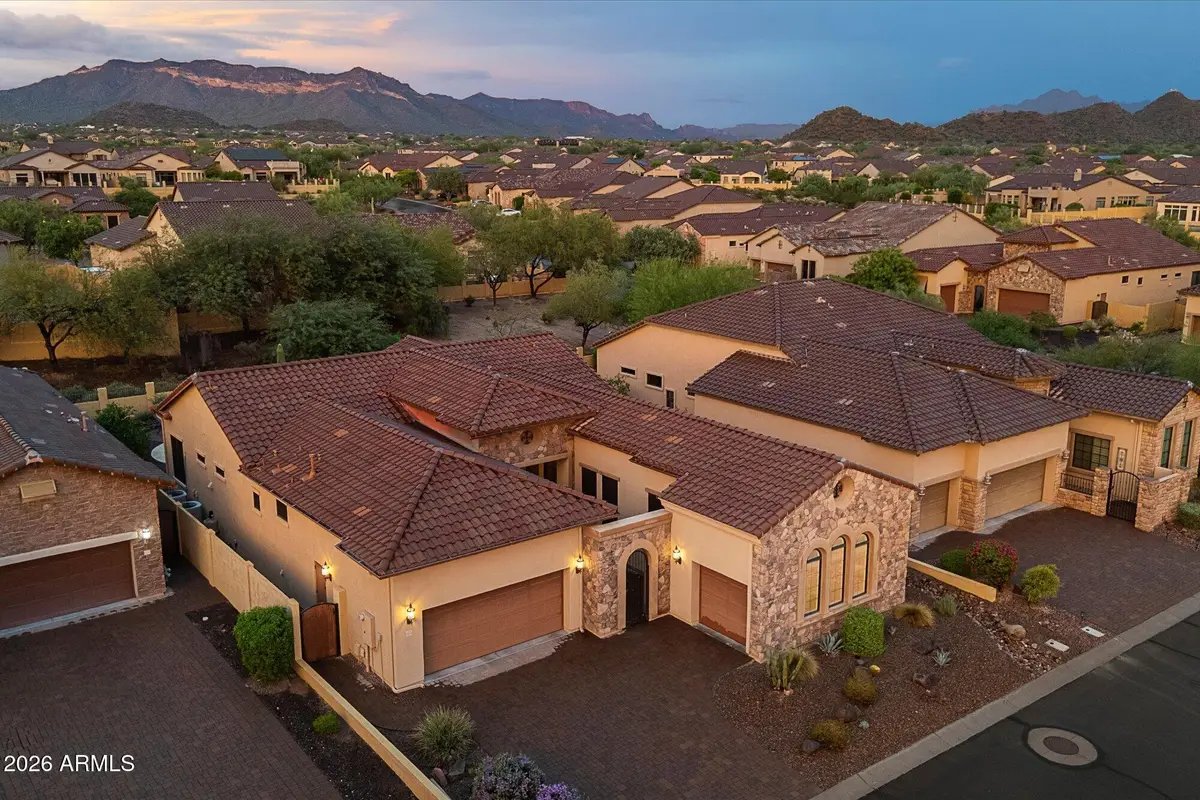 8456 E Jasmine Circle, Mesa, AZ 85207 - #1
