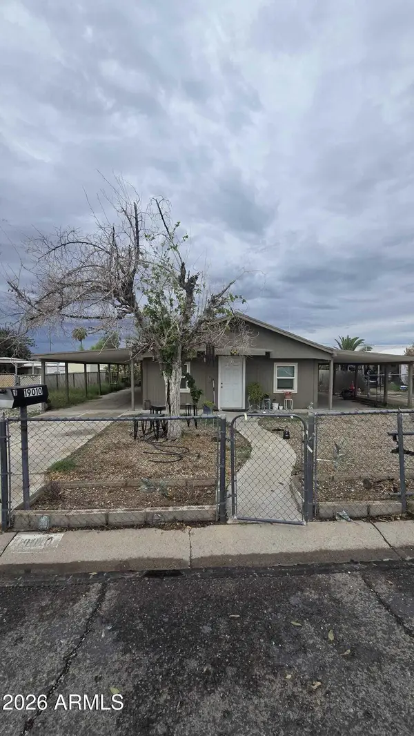 19010 N Carnation Drive, Peoria, AZ 85373