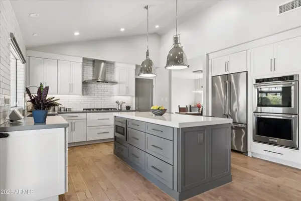6902 E Sweetwater Avenue, Scottsdale, AZ 85254