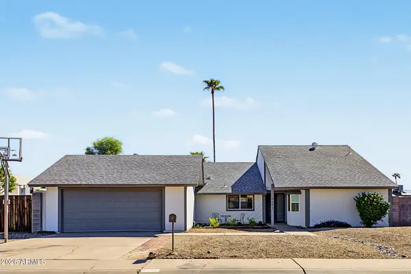 4401 W Gelding Drive, Glendale, AZ 85306