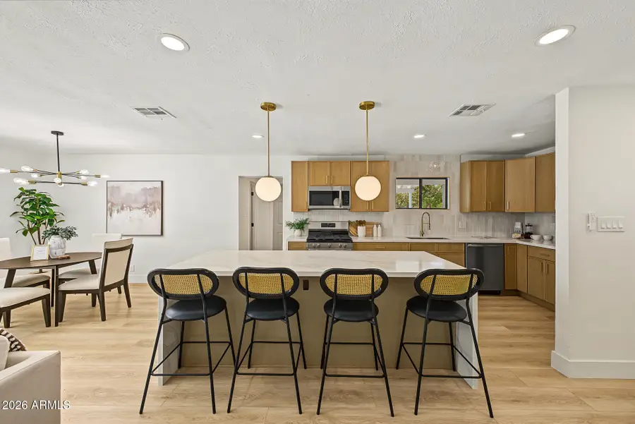 1330 E Catalina Drive, Phoenix, AZ 85014 - #3