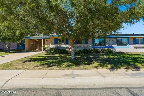 10916 W Peoria Avenue, Sun City, AZ 85351