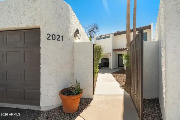 2021 E Solana Drive, Tempe, AZ 85281