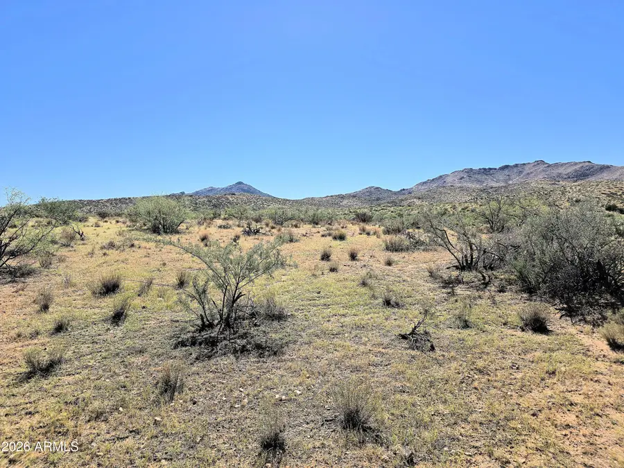 44 W Traveler Way #44, Congress, AZ 85332 - #2