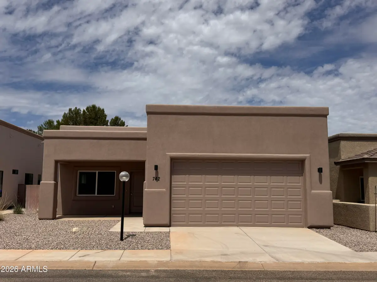 742 S Meadowood Lane, Sierra Vista, AZ 85635 - #1