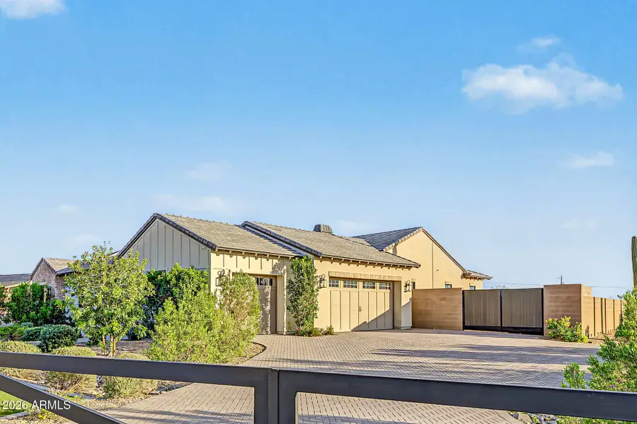 8323 E Regina Circle, Mesa, AZ 85207 - #3