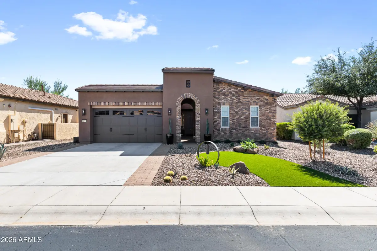 12941 W Red Fox Road W, Peoria, AZ 85383 - #1
