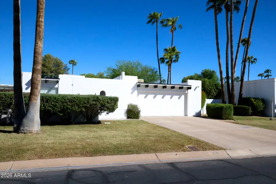 16 E Calavar Road, Phoenix, AZ 85022 - #2