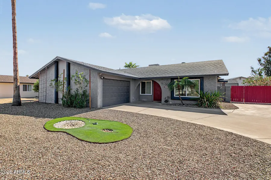 637 W Garnet Avenue, Mesa, AZ 85210 - #3