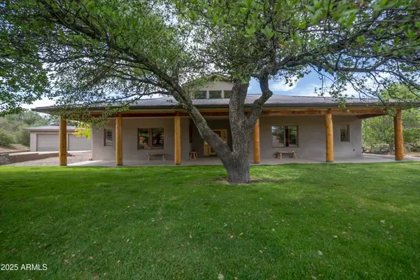 770 S Grisby Road, Skull Valley, AZ 86338