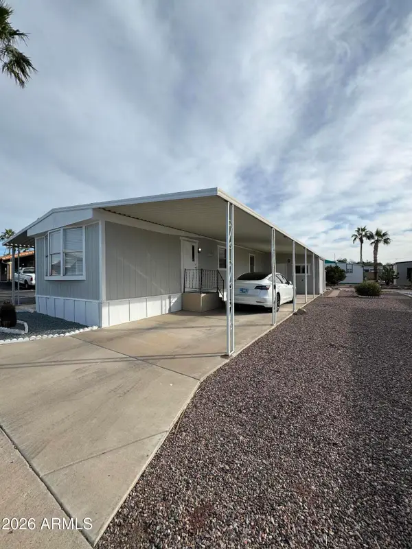 9427 E University Drive #18, Mesa, AZ 85207