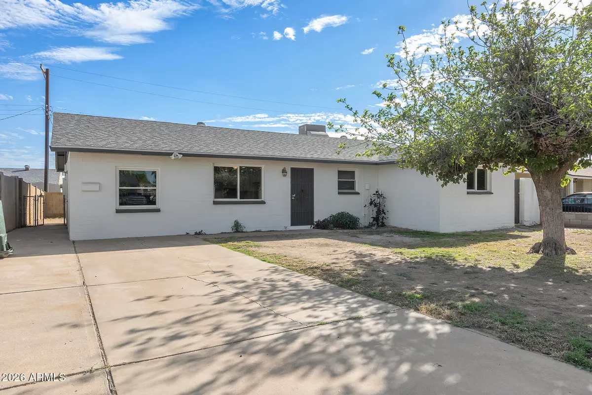 7935 W Earll Drive, Phoenix, AZ 85033 - #1