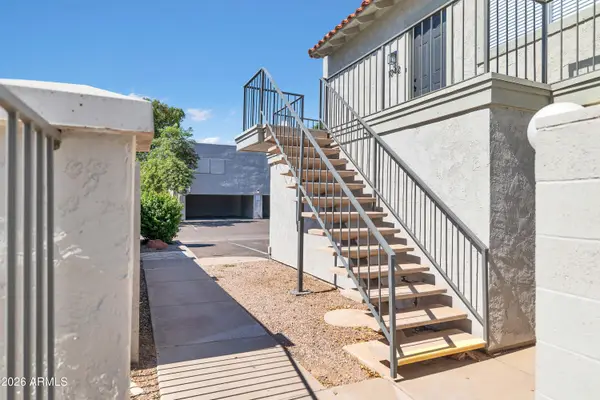 1042 N 84th Place, Scottsdale, AZ 85257