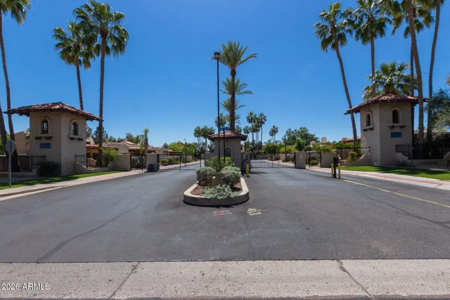 2915 W Kelton Lane, Phoenix, AZ 85053 - #2