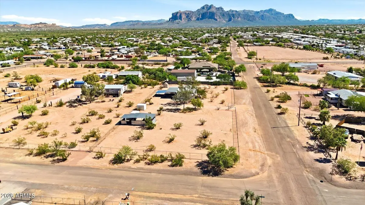 2582 W Smoketree Street, Apache Junction, AZ 85120 - #1