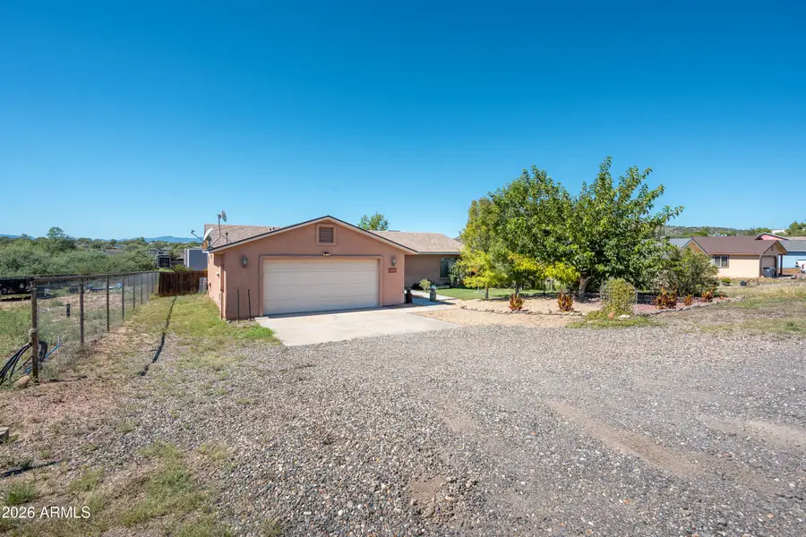 5650 N Towers Drive, Rimrock, AZ 86335 - #2