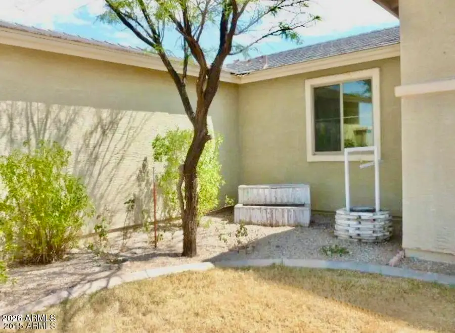 12527 W Diaz Drive, Arizona City, AZ 85123 - #2
