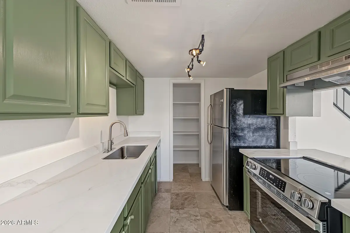 1020 E Redfield Road, Tempe, AZ 85283 - #1