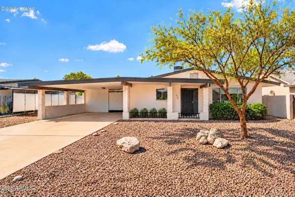 930 S Roslyn Place, Mesa, AZ 85208
