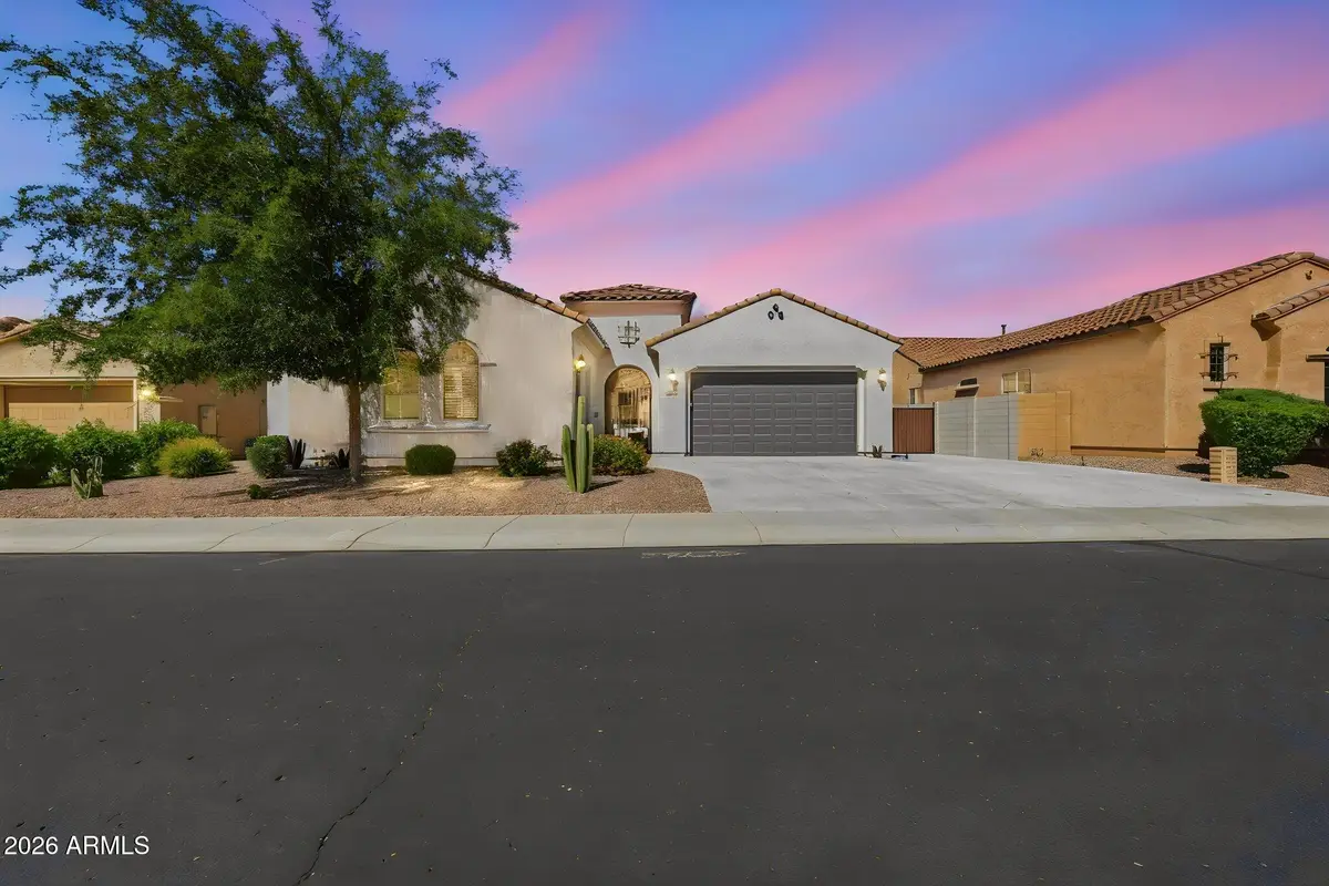 10910 E Travertine Avenue, Mesa, AZ 85212 - #1