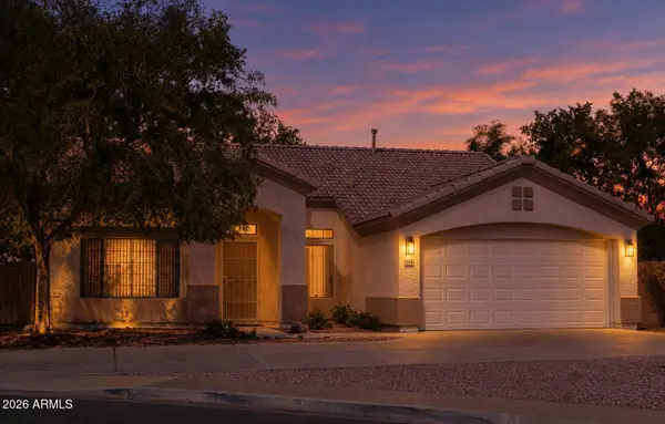 414 W Comstock Court, Gilbert, AZ 85233
