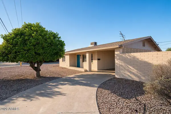 11804 N 111th Avenue, Youngtown, AZ 85363
