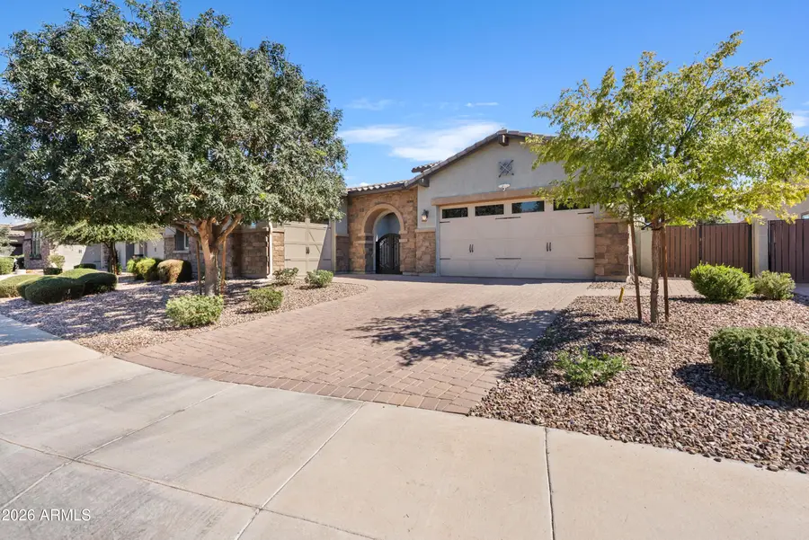 7711 S Barlow Drive, Gilbert, AZ 85298 - #2