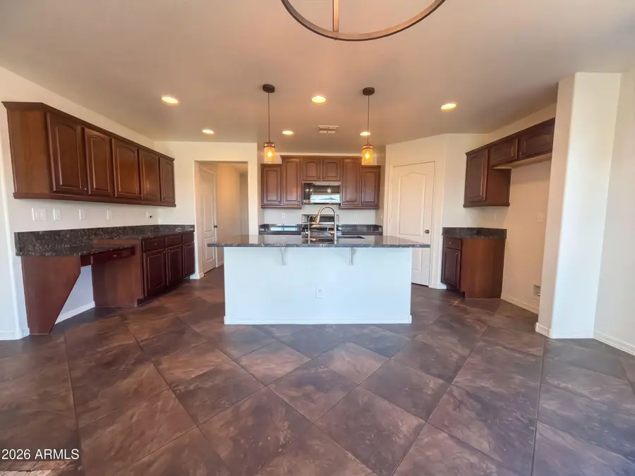 859 W Desert Seasons Drive, San Tan Valley, AZ 85143 - #2