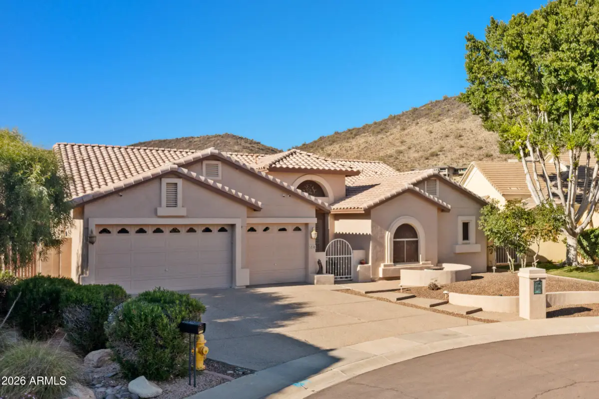 5226 W Lone Cactus Drive, Glendale, AZ 85308 - #1