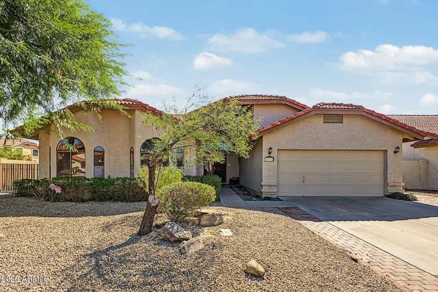 3711 E Summerhaven Drive, Phoenix, AZ 85044 - #2