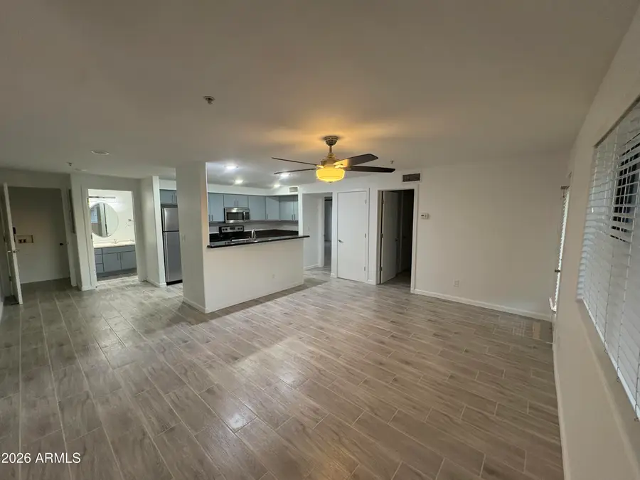 724 E Devonshire Avenue #302, Phoenix, AZ 85014 - #2