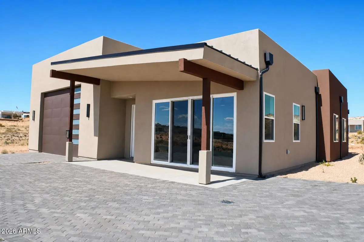 142 Dunn Drive, Page, AZ 86040 - #1