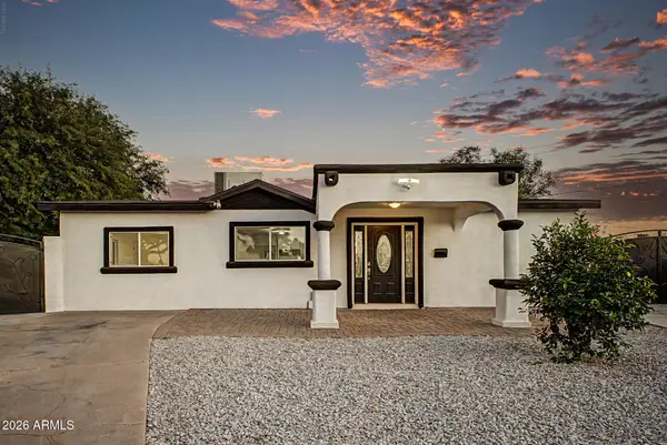 7715 W Crittenden Lane, Phoenix, AZ 85033