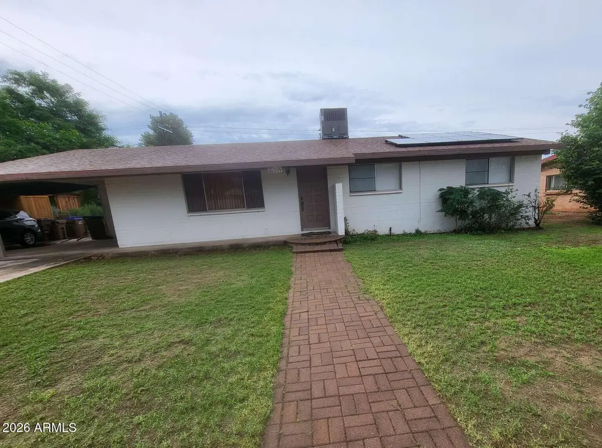 209 W Greenwich Road, Kearny, AZ 85137 - #1