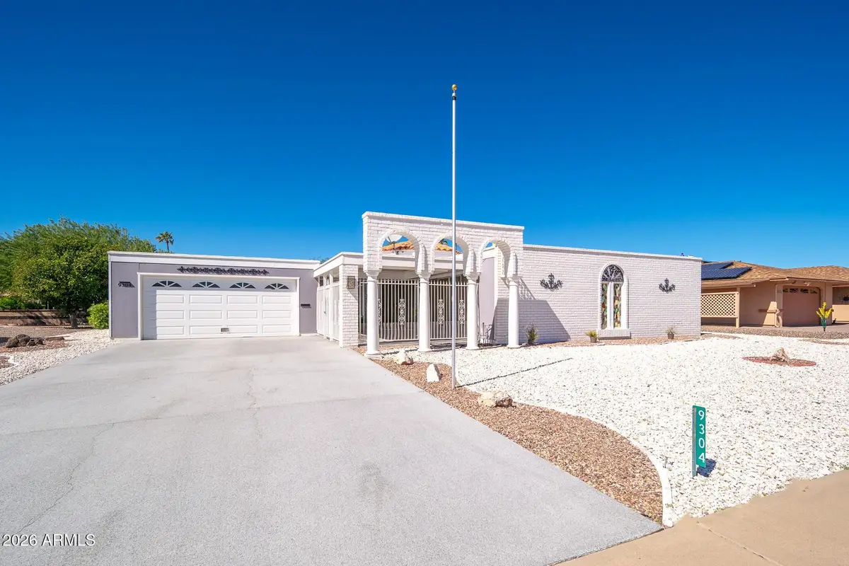 9304 W Briarwood Circle, Sun City, AZ 85351 - #1