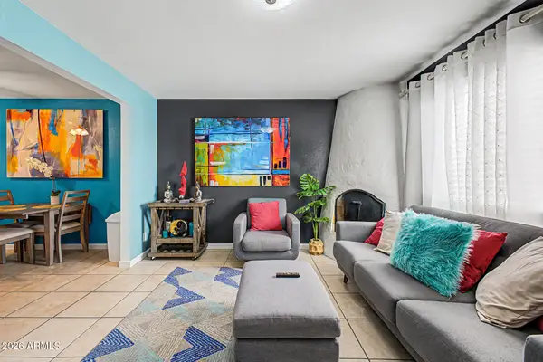 8046 E Oak Street, Scottsdale, AZ 85257