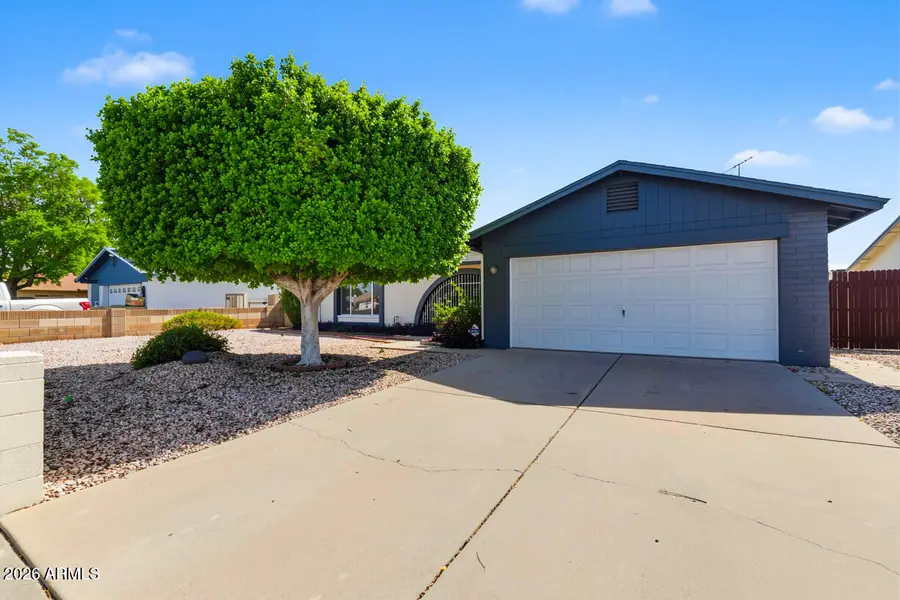 5817 W Tierra Buena Lane, Glendale, AZ 85306 - #3