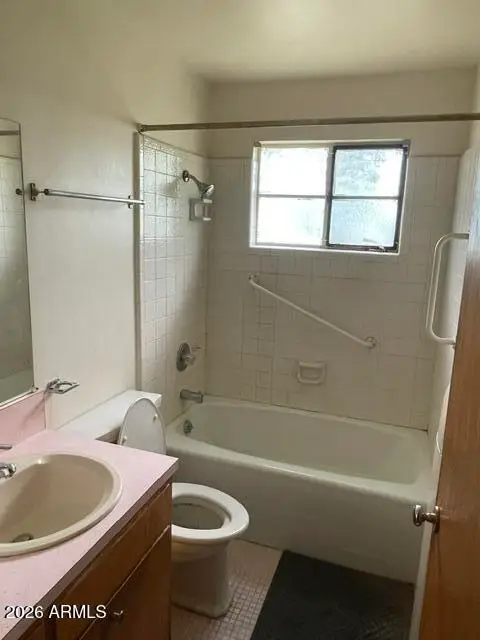 2416 N 39th Street, Phoenix, AZ 85008 - #3