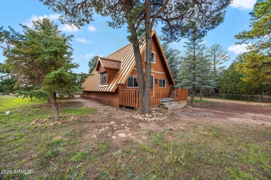 3377 Rim Lakes Drive, Overgaard, AZ 85933 - #3