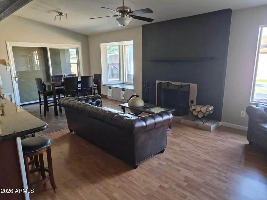630 W Kilarea Avenue, Mesa, AZ 85210 - #3