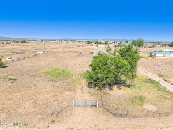 25050 N Larita Road #000, Paulden, AZ 86334