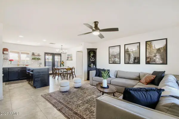 2241 W Michelle Drive, Phoenix, AZ 85023